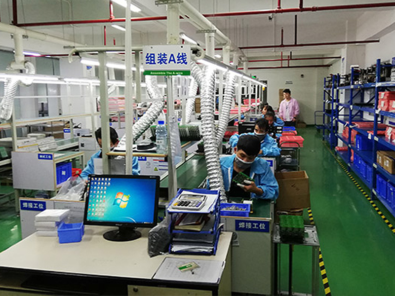 365英国上市集团