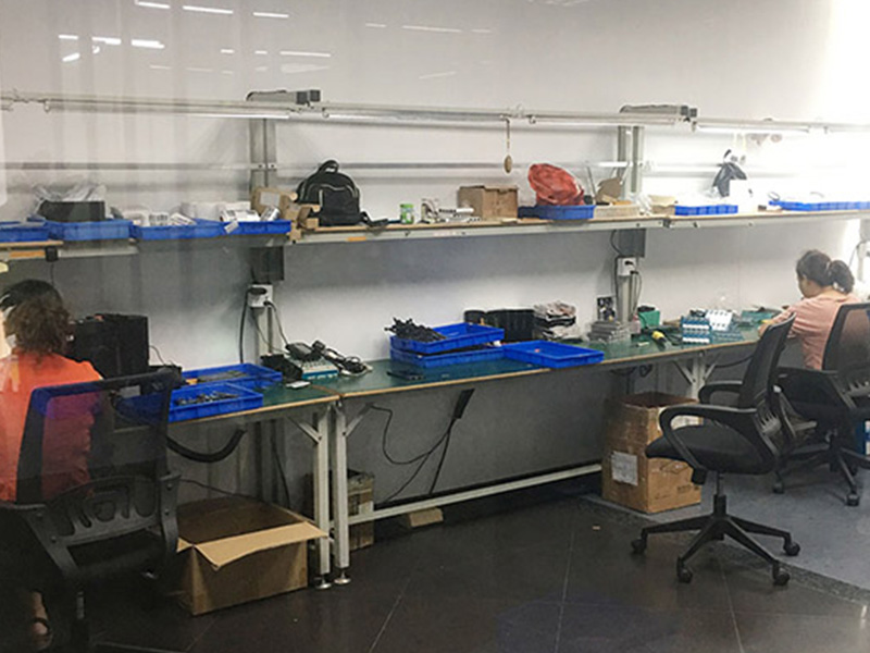 365英国上市集团